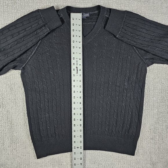 Banana Republic Women's Black Cable Knit Sweater Size L V Neck‎ - Picture 7 of 8